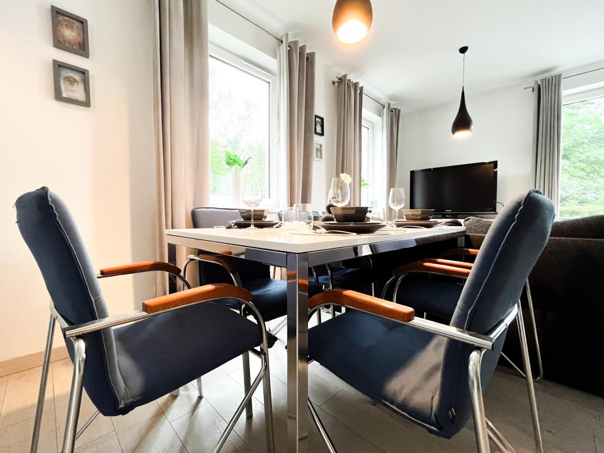 Walk To Park, Modern 2Bd Kitchen! Balcony, Parking Breslávia Exterior foto
