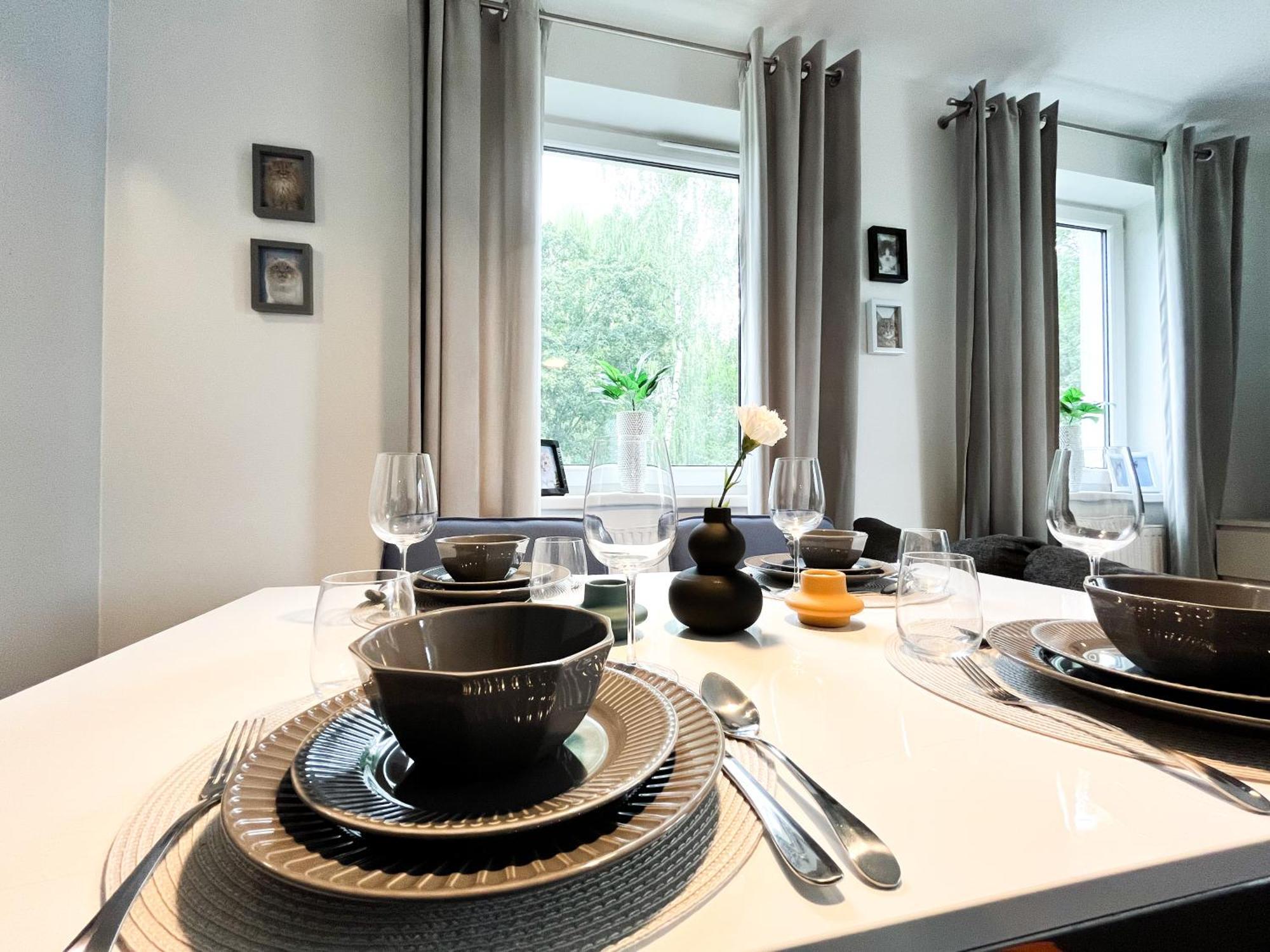 Walk To Park, Modern 2Bd Kitchen! Balcony, Parking Breslávia Exterior foto