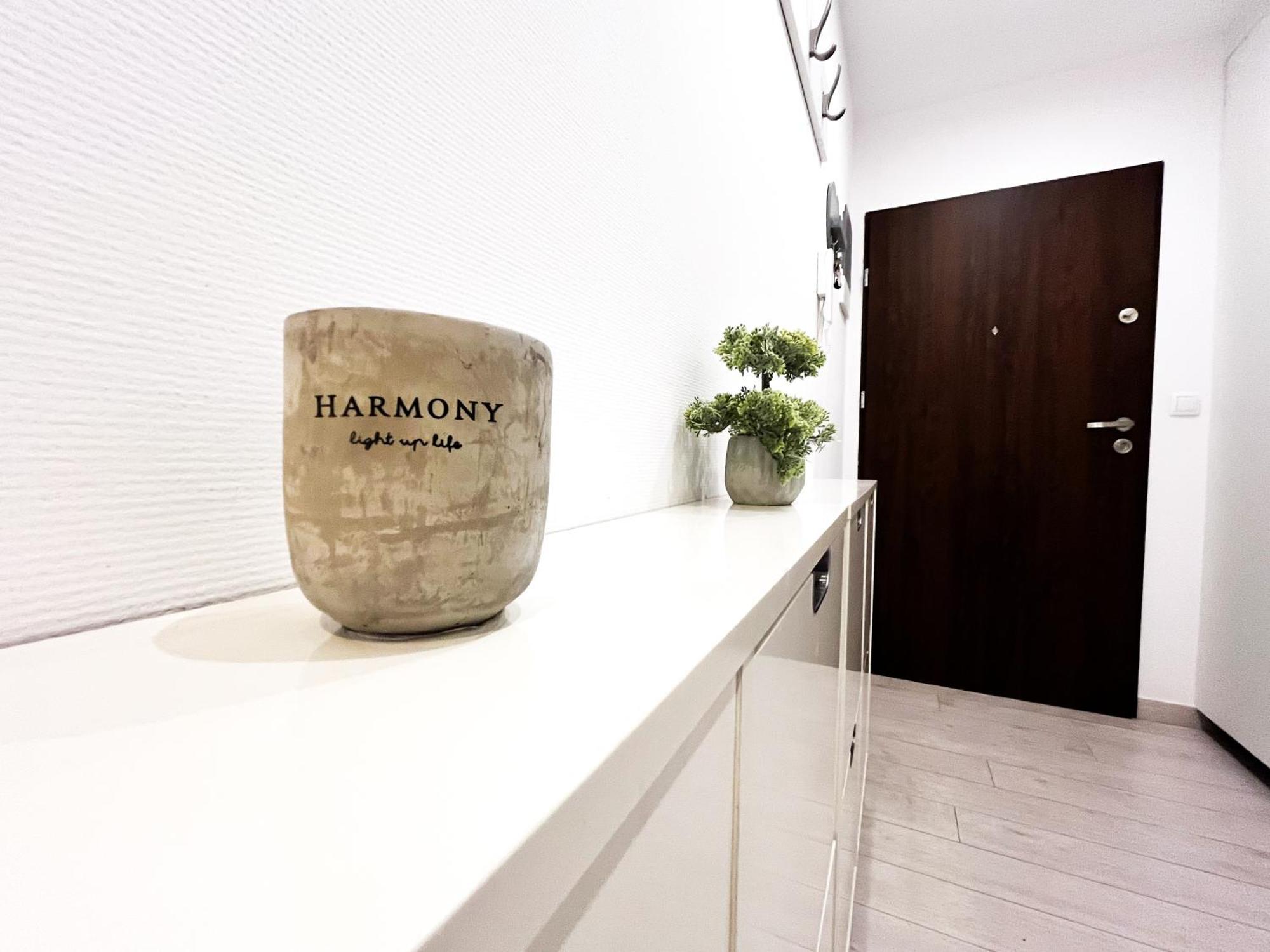 Walk To Park, Modern 2Bd Kitchen! Balcony, Parking Breslávia Exterior foto
